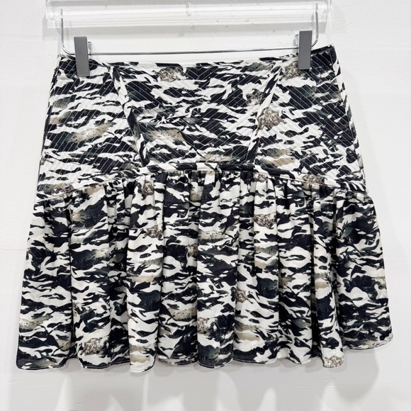 Parker Silk Camo Flounce Hem Mini Skirt Size 2 - Picture 1 of 5